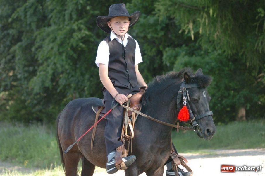 Zdjęcie w galerii na portalu naszraciborz.pl: W Brzeziu przeszła procesja św. Urbana wiadomości z regionu
