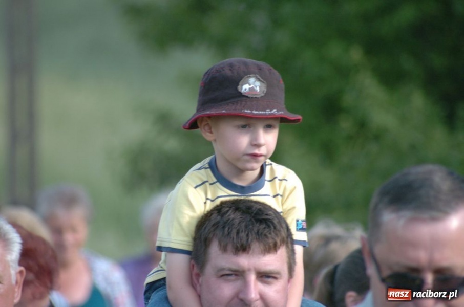 Zdjęcie w galerii na portalu naszraciborz.pl: W Brzeziu przeszła procesja św. Urbana wiadomości z regionu