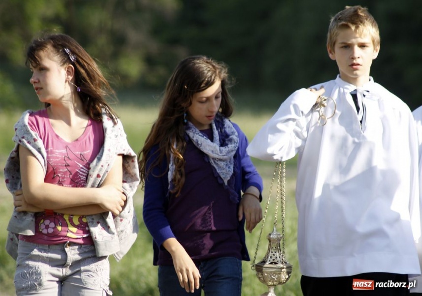 Zdjęcie w galerii na portalu naszraciborz.pl: W Brzeziu przeszła procesja św. Urbana wiadomości z regionu