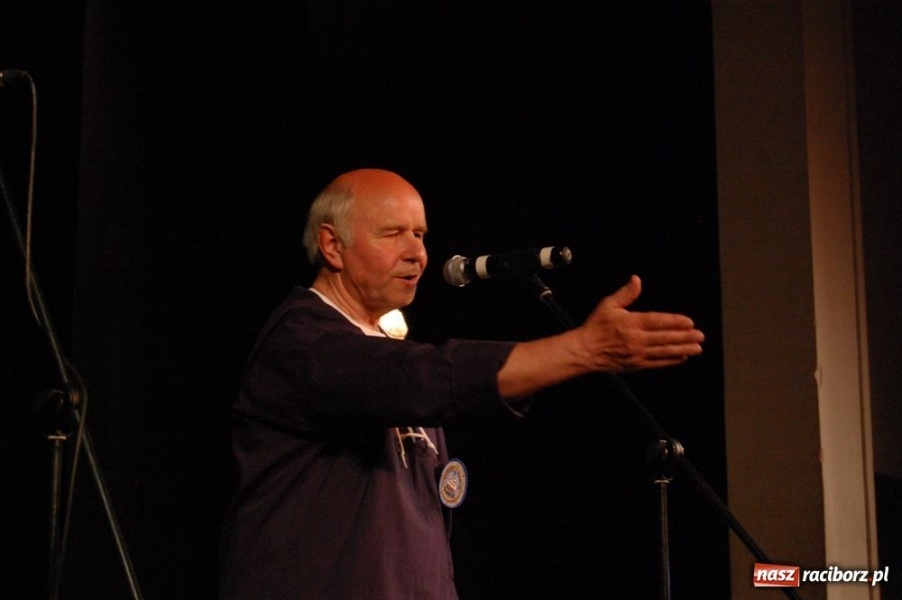 Zdjęcie w galerii na portalu naszraciborz.pl: Strzechę odwiedzili goście z Niemiec wiadomości z regionu