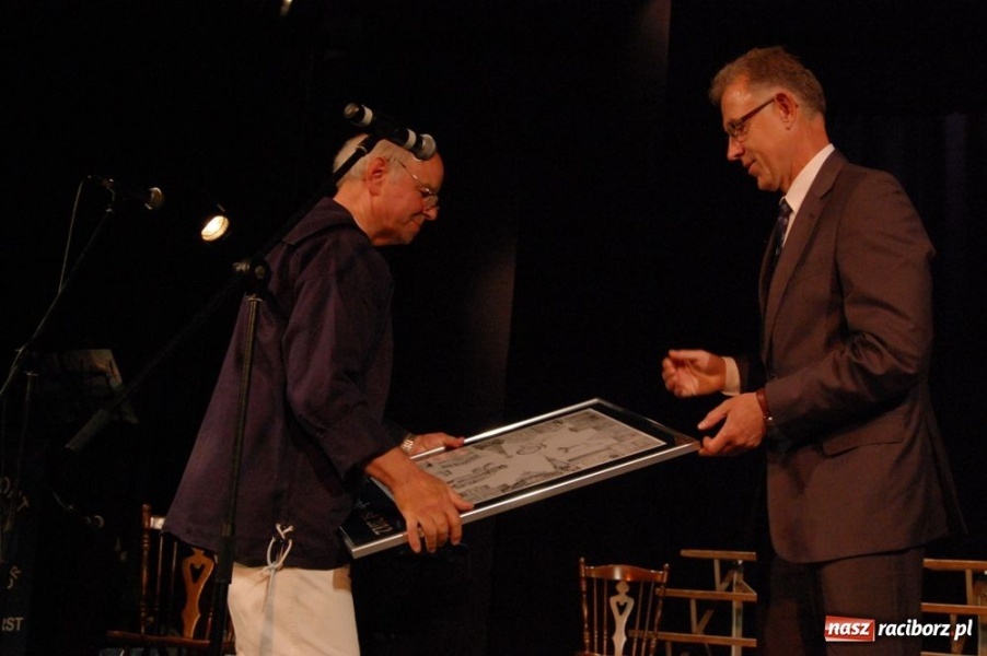 Zdjęcie w galerii na portalu naszraciborz.pl: Strzechę odwiedzili goście z Niemiec wiadomości z regionu