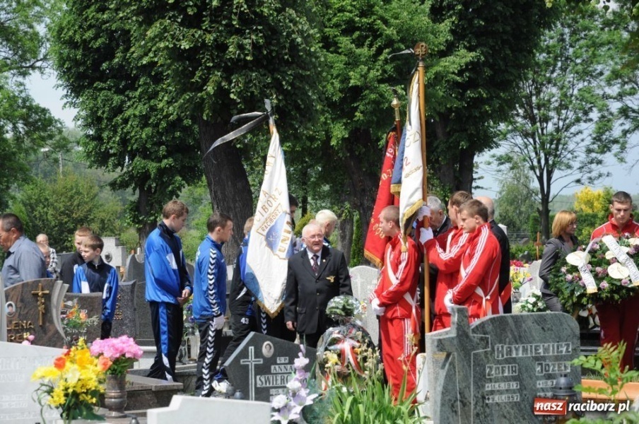 Zdjęcie w galerii na portalu naszraciborz.pl: Dziś pożegnano śp. Piotra Starzyńskiego wiadomości z regionu