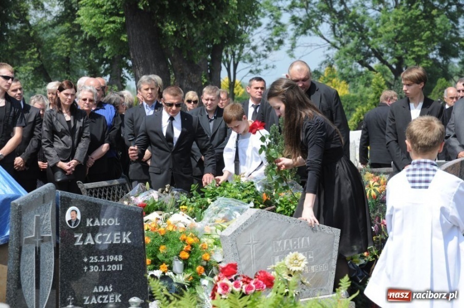 Zdjęcie w galerii na portalu naszraciborz.pl: Dziś pożegnano śp. Piotra Starzyńskiego wiadomości z regionu