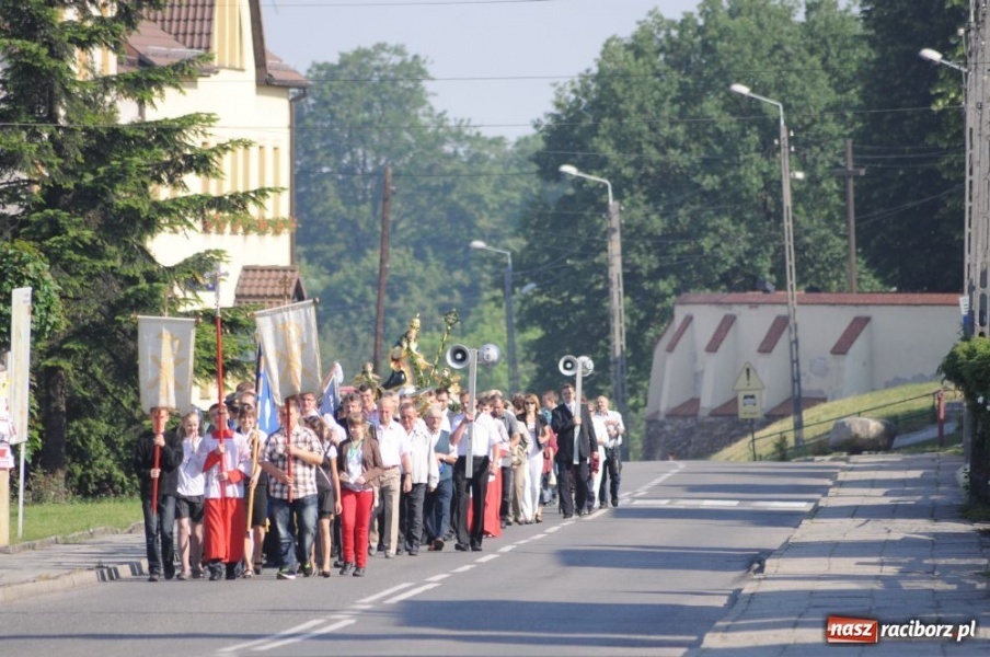 Zdjęcie w galerii na portalu naszraciborz.pl: W Tworkowie odrodziła się dawna tradycja wiadomości z regionu