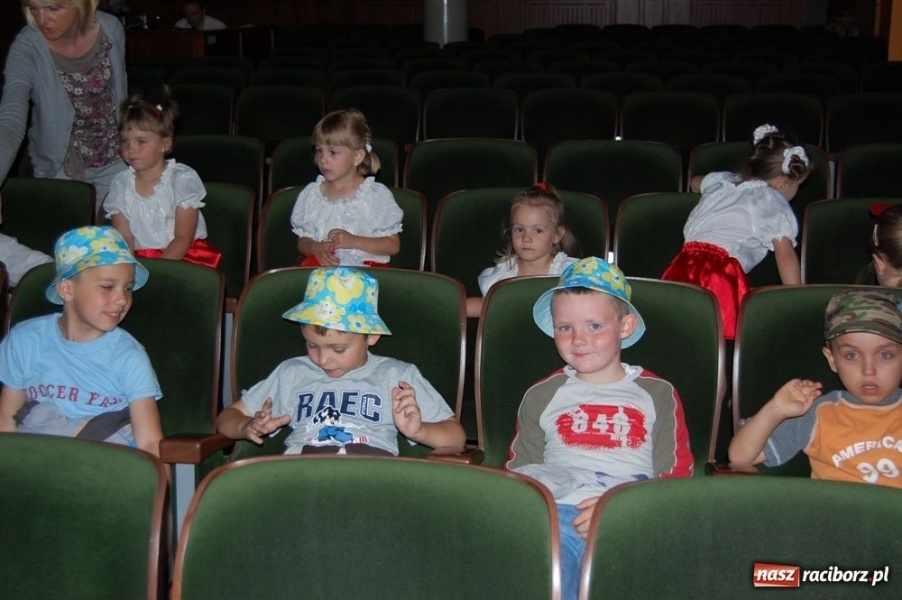 Zdjęcie w galerii na portalu naszraciborz.pl: Koko Koko Euro spoko w RCK wiadomości z regionu