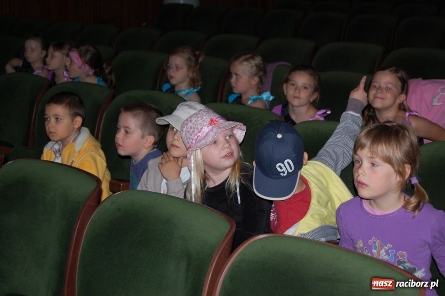 Zdjęcie w galerii na portalu naszraciborz.pl: Koko Koko Euro spoko w RCK wiadomości z regionu