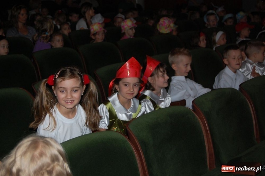 Zdjęcie w galerii na portalu naszraciborz.pl: Koko Koko Euro spoko w RCK wiadomości z regionu