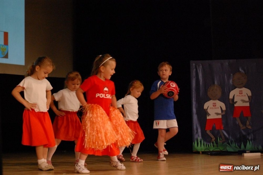 Zdjęcie w galerii na portalu naszraciborz.pl: Koko Koko Euro spoko w RCK wiadomości z regionu