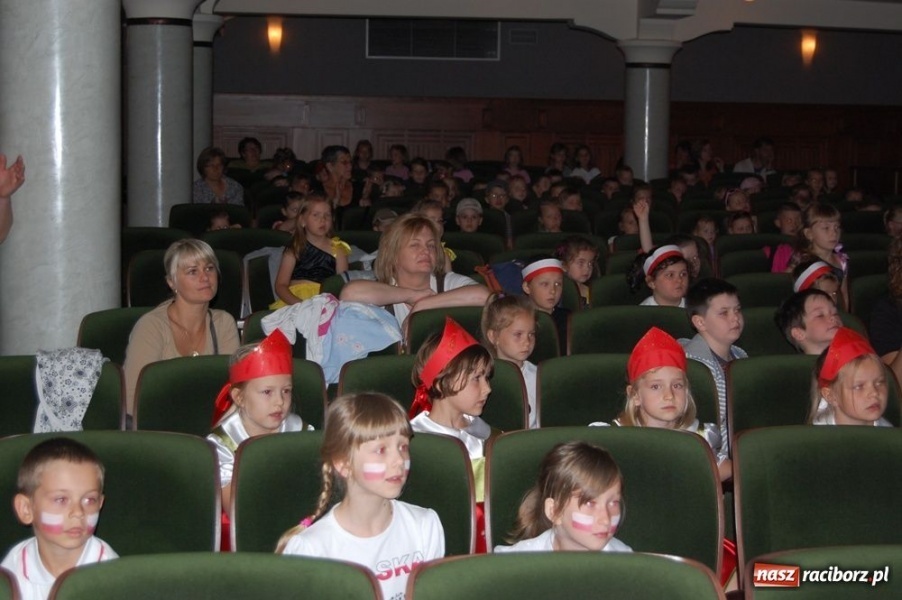 Zdjęcie w galerii na portalu naszraciborz.pl: Koko Koko Euro spoko w RCK wiadomości z regionu