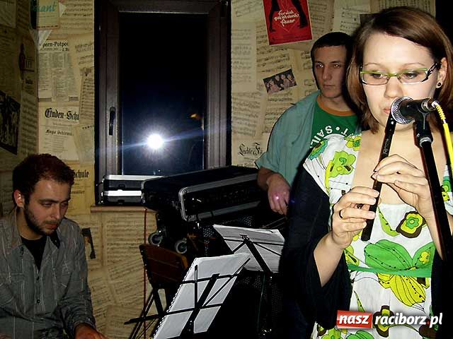 Zdjęcie w galerii na portalu naszraciborz.pl: Koniec świata i Patryk Party wiadomości z regionu