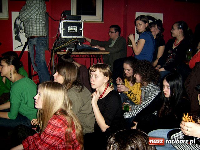 Zdjęcie w galerii na portalu naszraciborz.pl: Koniec świata i Patryk Party wiadomości z regionu