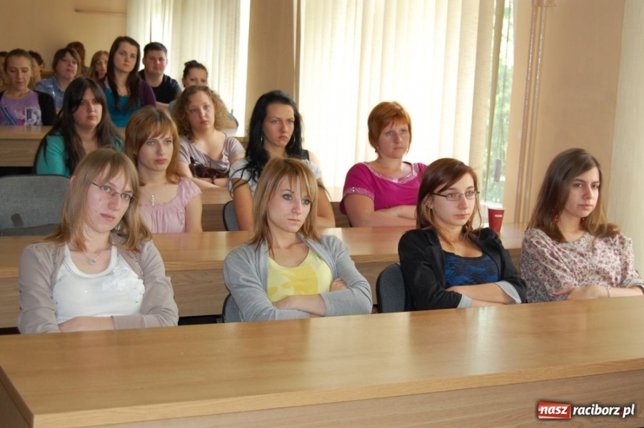 Zdjęcie w galerii na portalu naszraciborz.pl: Pracowniku - to Ty jesteś ważny wiadomości z regionu