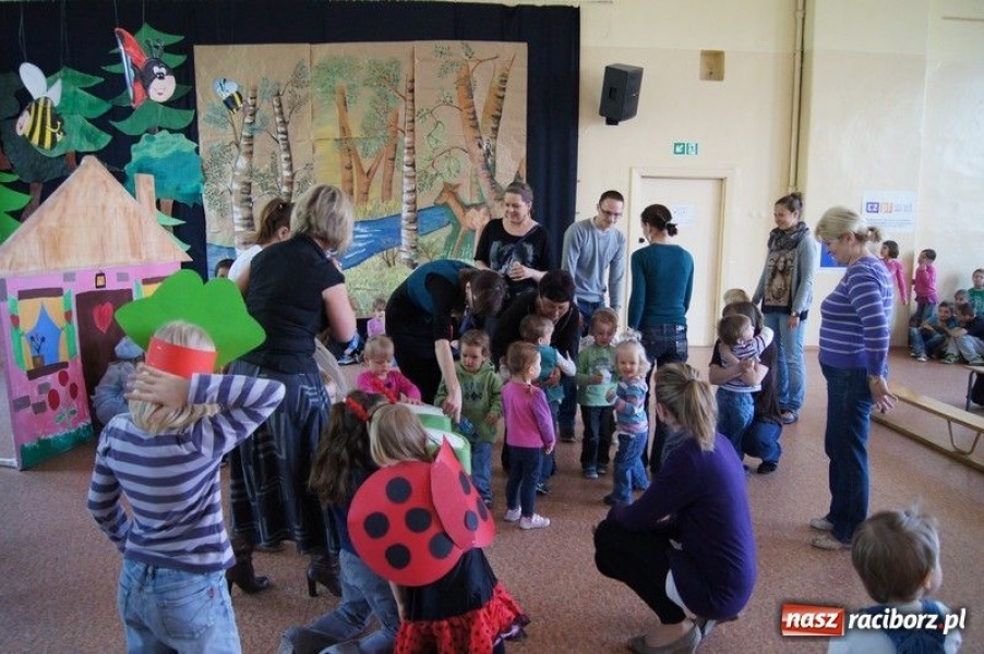 Zdjęcie w galerii na portalu naszraciborz.pl: Eko-lekcja dla maluchów wiadomości z regionu