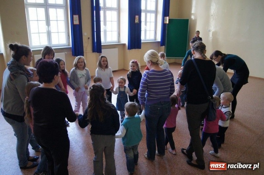 Zdjęcie w galerii na portalu naszraciborz.pl: Eko-lekcja dla maluchów wiadomości z regionu