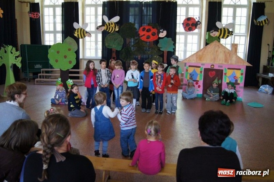 Zdjęcie w galerii na portalu naszraciborz.pl: Eko-lekcja dla maluchów wiadomości z regionu