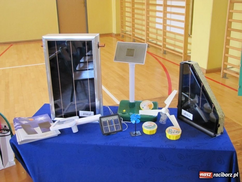 Zdjęcie w galerii na portalu naszraciborz.pl: Ukraińcy na eko-konferencji w II LO wiadomości z regionu