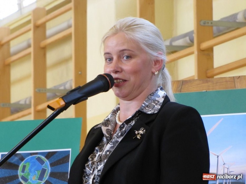 Zdjęcie w galerii na portalu naszraciborz.pl: Ukraińcy na eko-konferencji w II LO wiadomości z regionu