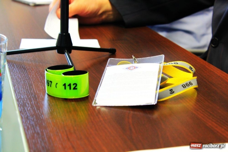 Zdjęcie w galerii na portalu naszraciborz.pl: Starosta dba o bezpieczeństwo młodych wiadomości z regionu