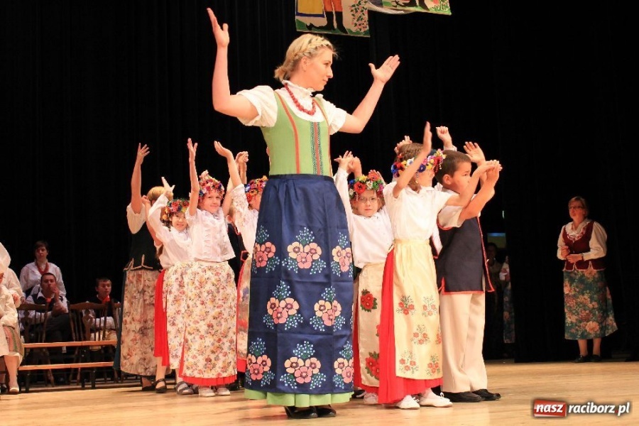 Zdjęcie w galerii na portalu naszraciborz.pl: Z biegiem Odry, XI edycja Bajtel Gali wiadomości z regionu