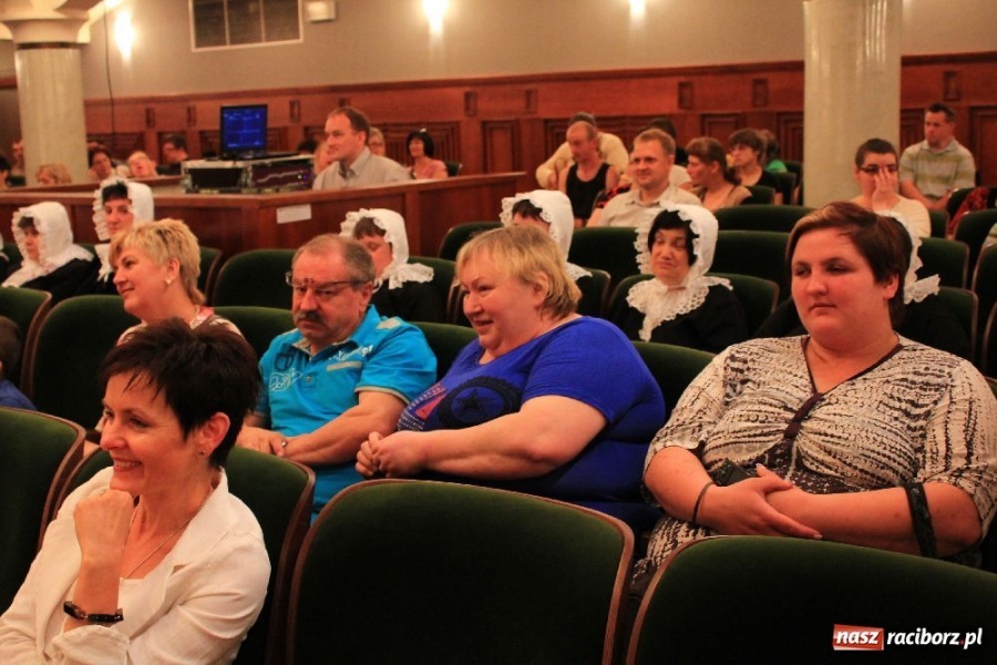 Zdjęcie w galerii na portalu naszraciborz.pl: Z biegiem Odry, XI edycja Bajtel Gali wiadomości z regionu