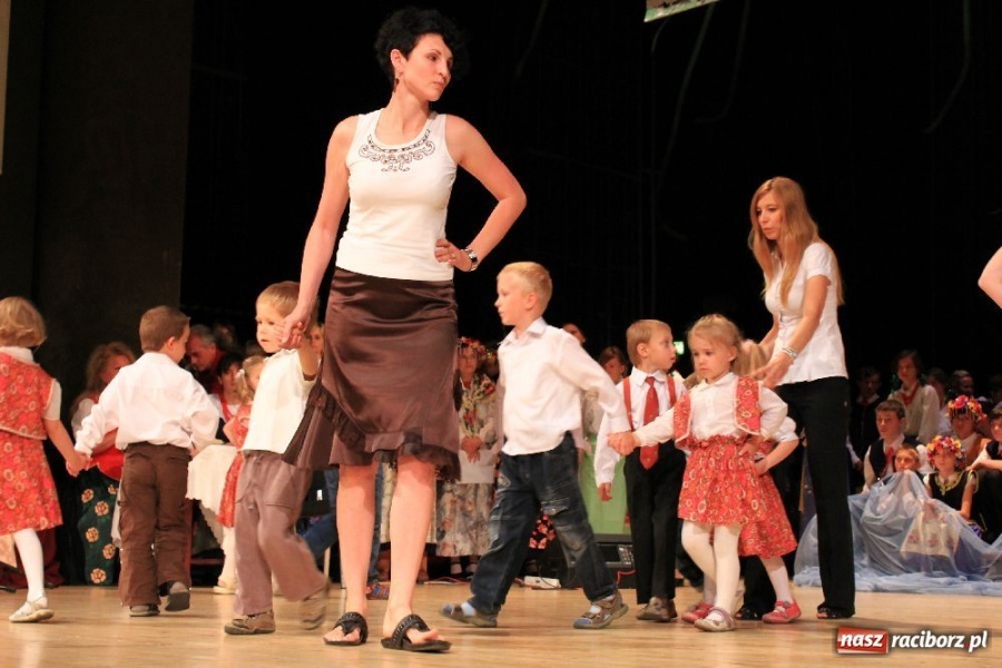 Zdjęcie w galerii na portalu naszraciborz.pl: Z biegiem Odry, XI edycja Bajtel Gali wiadomości z regionu