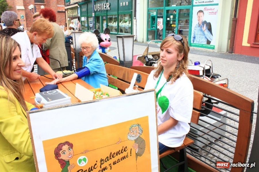 Zdjęcie w galerii na portalu naszraciborz.pl: Światowy Dzień bez Papierosa wiadomości z regionu