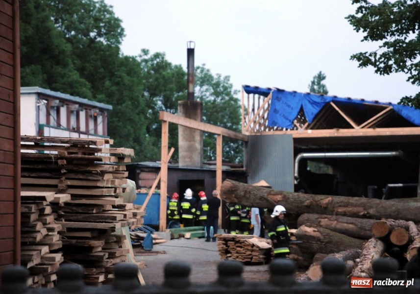 Zdjęcie w galerii na portalu naszraciborz.pl: Pożar w tworkowskim tartaku wiadomości z regionu