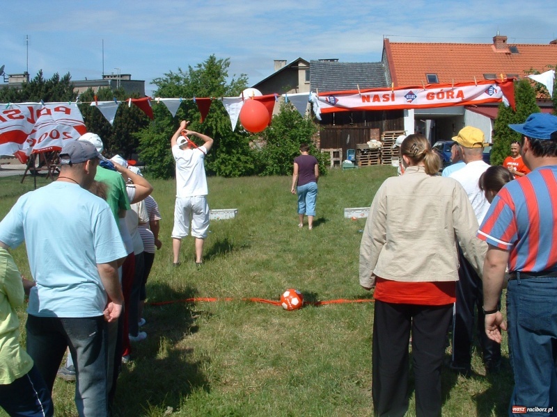 Zdjęcie w galerii na portalu naszraciborz.pl: Raciborska stacja Caritas przygotowana do Euro 2012 wiadomości z regionu