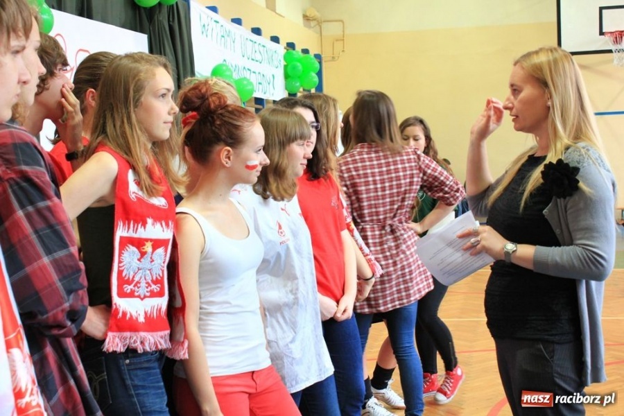 Zdjęcie w galerii na portalu naszraciborz.pl: Oficjalne otwarcie Orlika przy G 1 wiadomości z regionu