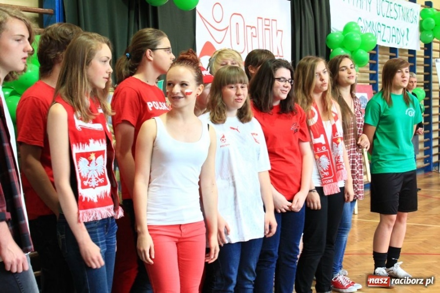 Zdjęcie w galerii na portalu naszraciborz.pl: Oficjalne otwarcie Orlika przy G 1 wiadomości z regionu