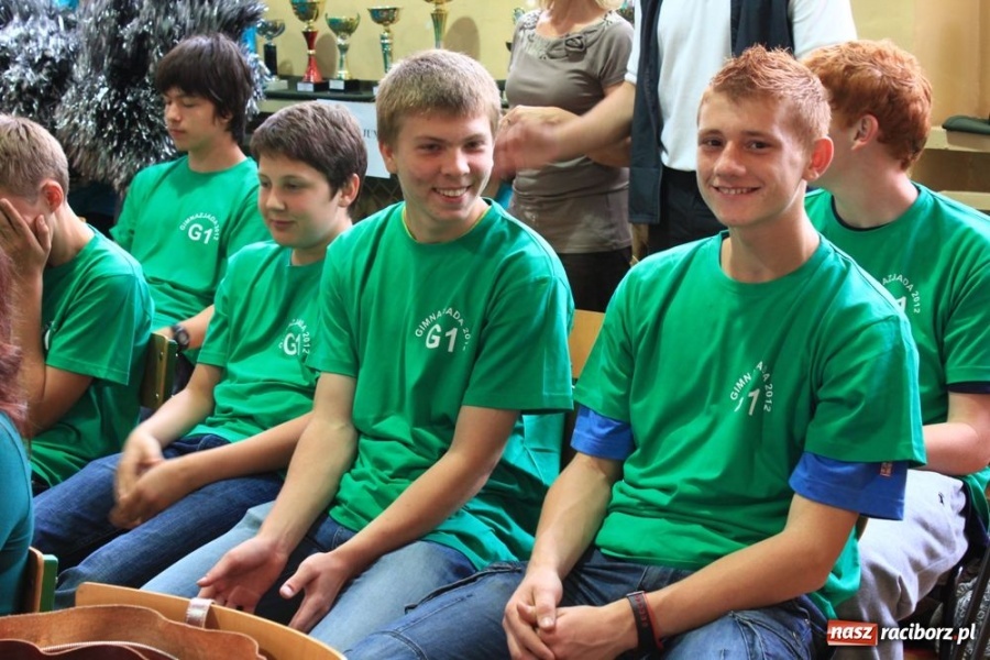 Zdjęcie w galerii na portalu naszraciborz.pl: Oficjalne otwarcie Orlika przy G 1 wiadomości z regionu