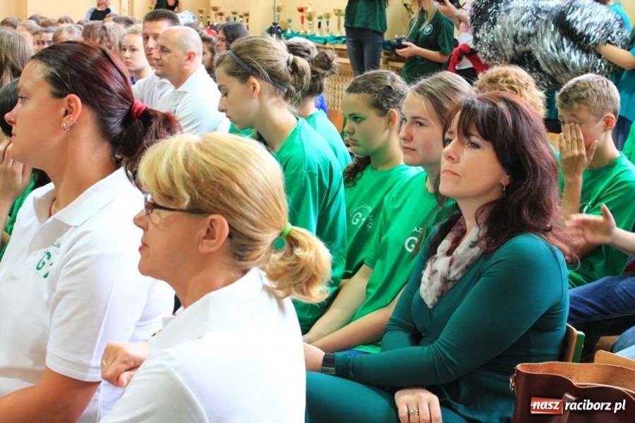 Zdjęcie w galerii na portalu naszraciborz.pl: Oficjalne otwarcie Orlika przy G 1 wiadomości z regionu