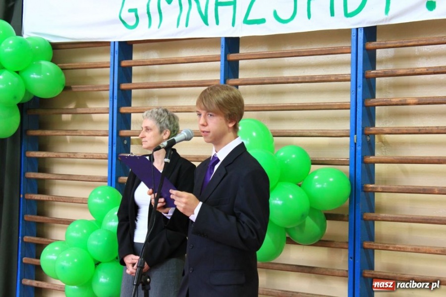 Zdjęcie w galerii na portalu naszraciborz.pl: Oficjalne otwarcie Orlika przy G 1 wiadomości z regionu