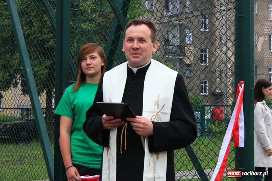 Zdjęcie w galerii na portalu naszraciborz.pl: Oficjalne otwarcie Orlika przy G 1 wiadomości z regionu