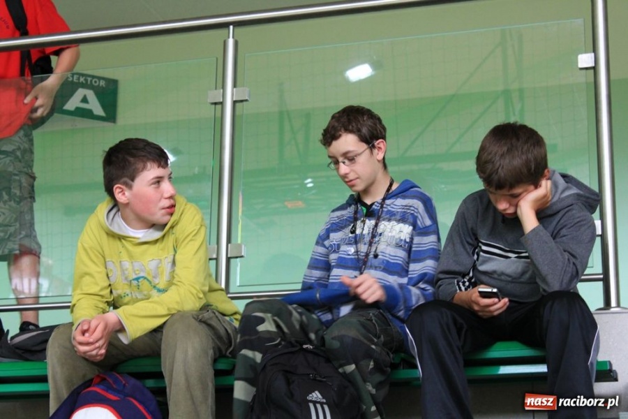 Zdjęcie w galerii na portalu naszraciborz.pl: Gimnazjaliści rywalizowali w Arenie Rafako wiadomości z regionu
