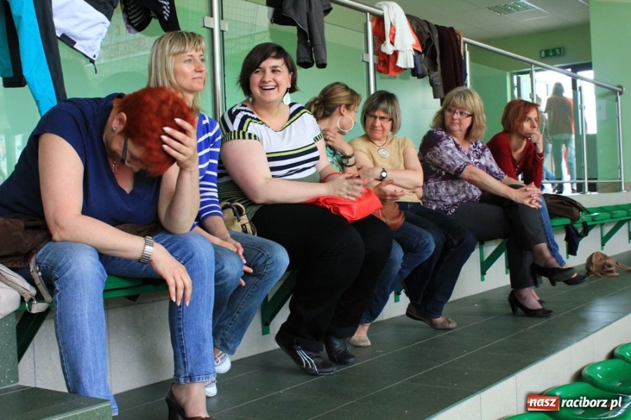 Zdjęcie w galerii na portalu naszraciborz.pl: Gimnazjaliści rywalizowali w Arenie Rafako wiadomości z regionu