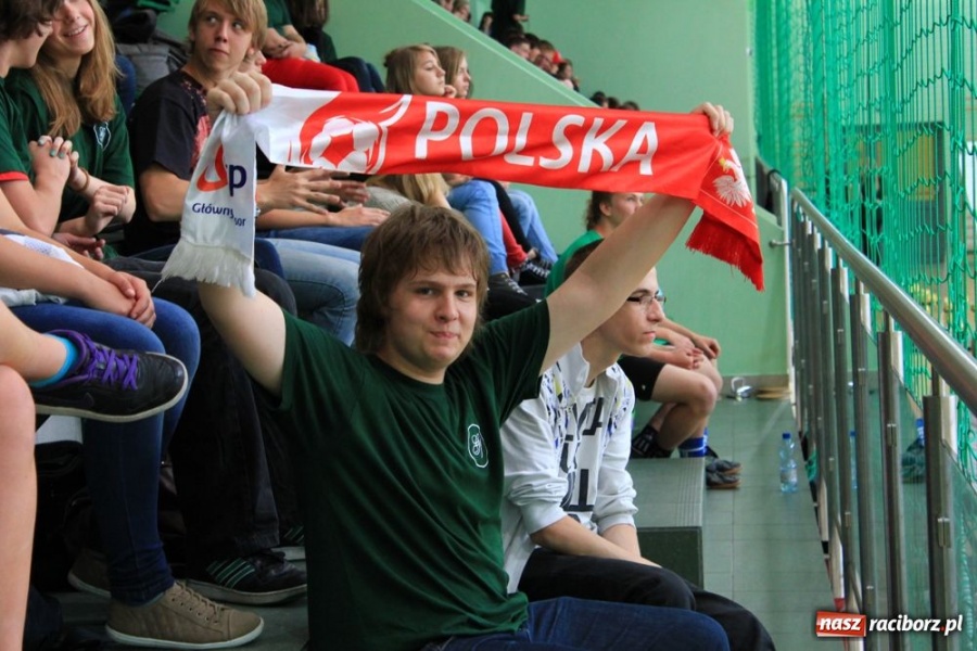 Zdjęcie w galerii na portalu naszraciborz.pl: Gimnazjaliści rywalizowali w Arenie Rafako wiadomości z regionu