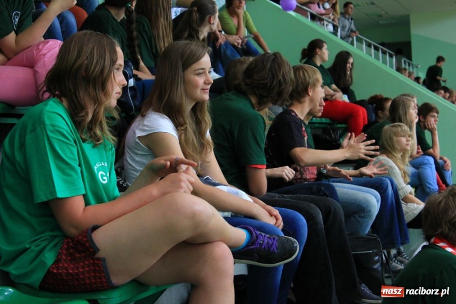 Zdjęcie w galerii na portalu naszraciborz.pl: Gimnazjaliści rywalizowali w Arenie Rafako wiadomości z regionu