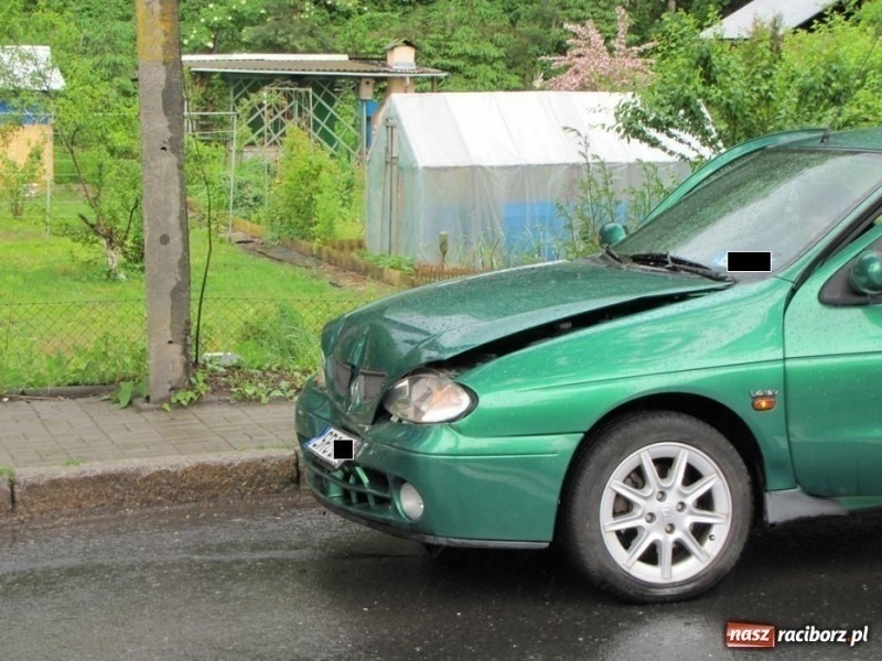 Zdjęcie w galerii na portalu naszraciborz.pl: Kolizja czterech aut na Głubczyckiej wiadomości z regionu