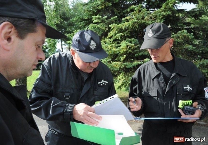 Zdjęcie w galerii na portalu naszraciborz.pl: Pożar magazynu w RSP Krzanowice wiadomości z regionu