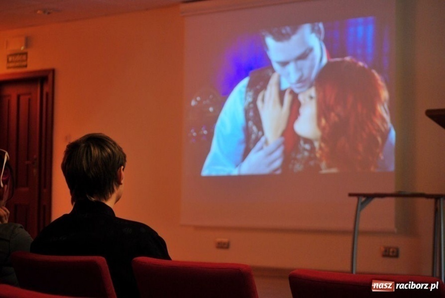 Zdjęcie w galerii na portalu naszraciborz.pl: Fascynujący świat filmu na zamku wiadomości z regionu