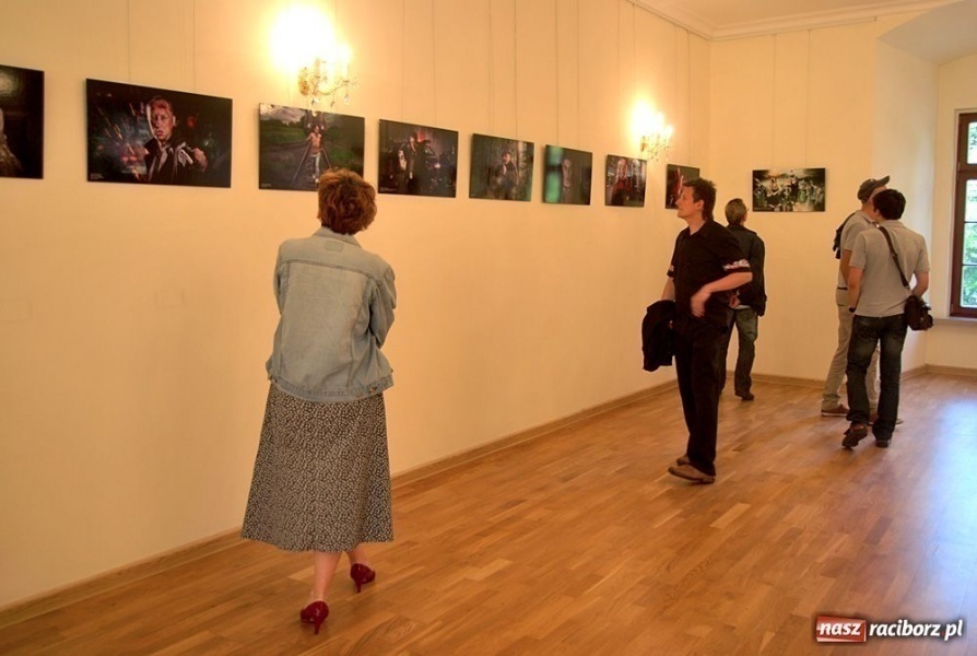 Zdjęcie w galerii na portalu naszraciborz.pl: Fascynujący świat filmu na zamku wiadomości z regionu