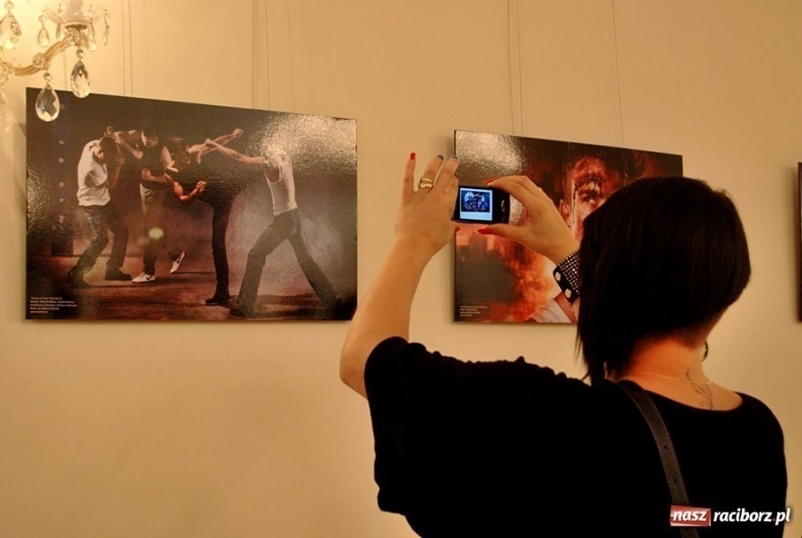 Zdjęcie w galerii na portalu naszraciborz.pl: Fascynujący świat filmu na zamku wiadomości z regionu