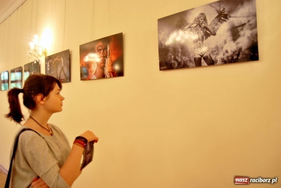 Zdjęcie w galerii na portalu naszraciborz.pl: Fascynujący świat filmu na zamku wiadomości z regionu