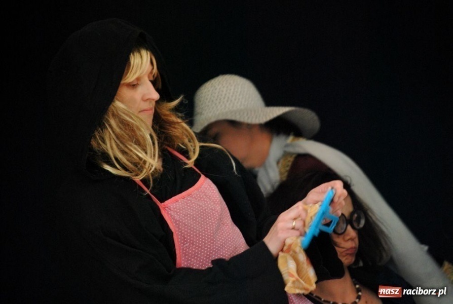 Zdjęcie w galerii na portalu naszraciborz.pl: Kopciuszek z humorem na Ocicach wiadomości z regionu