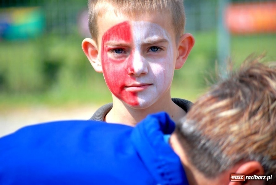 Zdjęcie w galerii na portalu naszraciborz.pl: Kopciuszek z humorem na Ocicach wiadomości z regionu