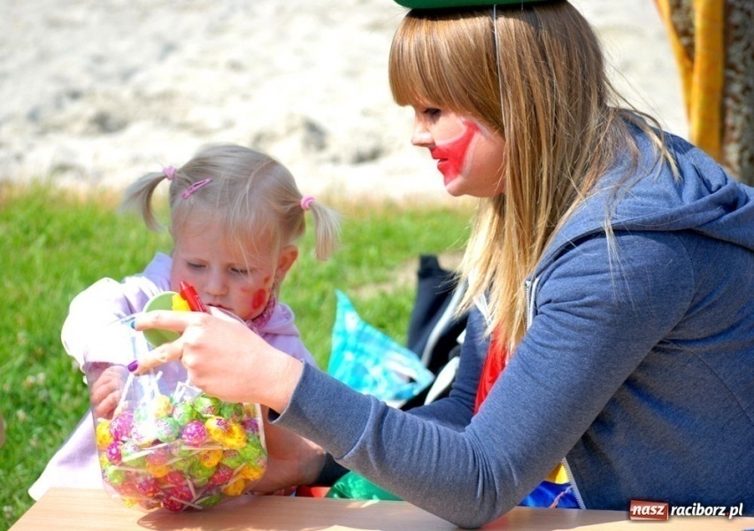 Zdjęcie w galerii na portalu naszraciborz.pl: Kopciuszek z humorem na Ocicach wiadomości z regionu