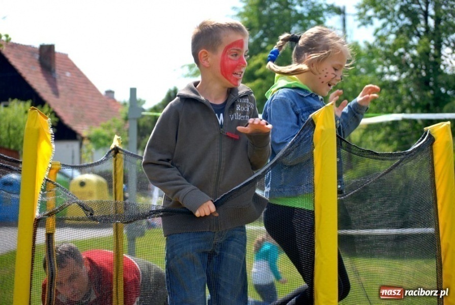 Zdjęcie w galerii na portalu naszraciborz.pl: Kopciuszek z humorem na Ocicach wiadomości z regionu