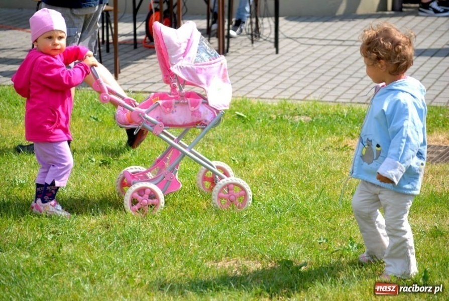 Zdjęcie w galerii na portalu naszraciborz.pl: Kopciuszek z humorem na Ocicach wiadomości z regionu