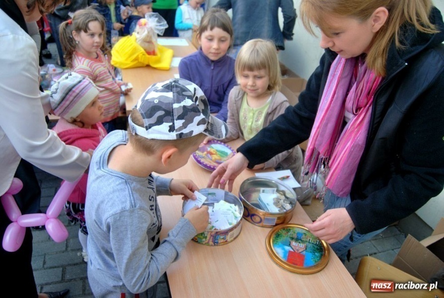 Zdjęcie w galerii na portalu naszraciborz.pl: Kopciuszek z humorem na Ocicach wiadomości z regionu